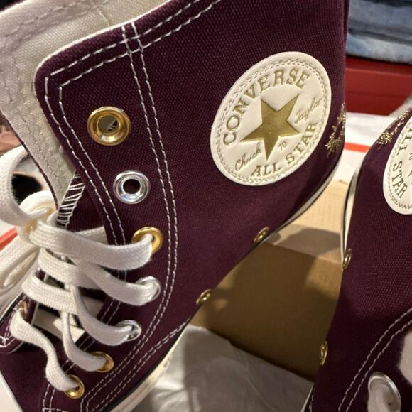 NIB Converse Women's Chuck 70 High 'Luck Charms - Orchid Abyss Gold' sneaker. - Picture 7 of 7